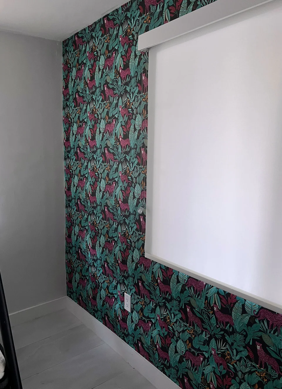 Wallpaper Installation